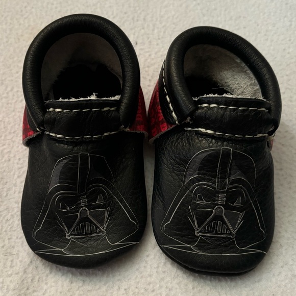 Star Wars Darth Vader infant slippers - Picture 1 of 4